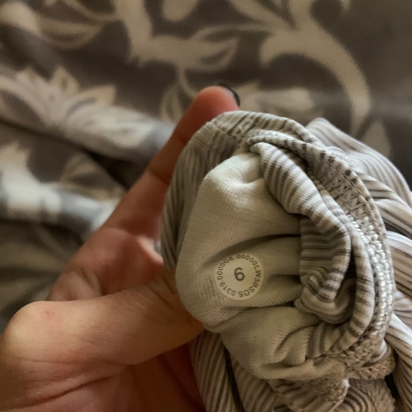 Lululemon wonder under leggings - Picture 6 of 6